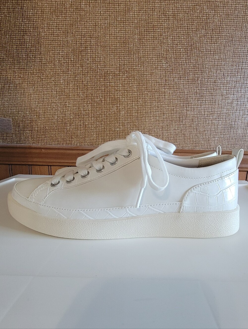 Vionic Winny White Low-Top Women’s Leather Sneakers Size 8 New Without Box - Picture 5 of 8